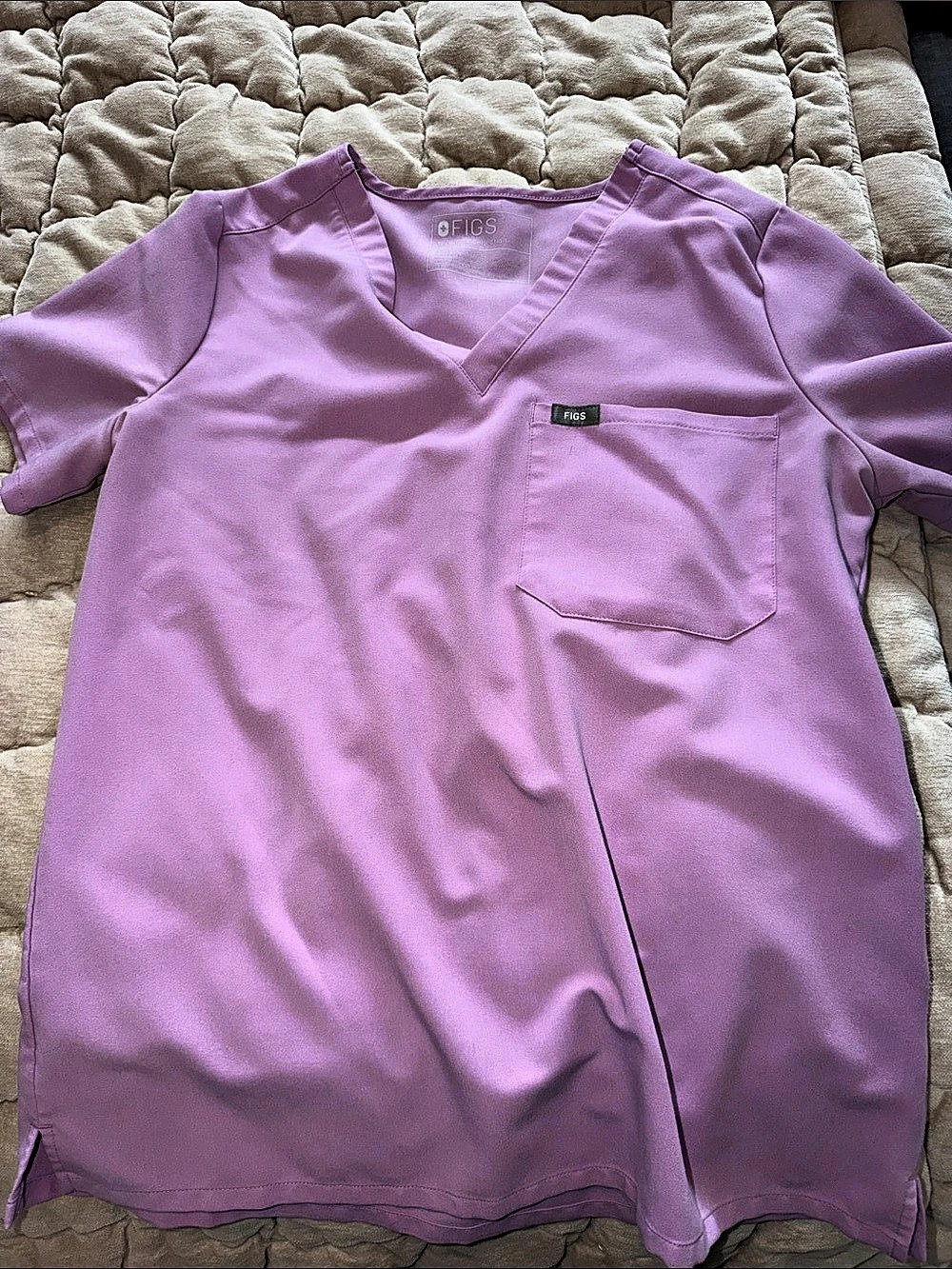 FIGS Catarina One-Pocket Scrub Top Lavender Dew Short Sleeve Top
